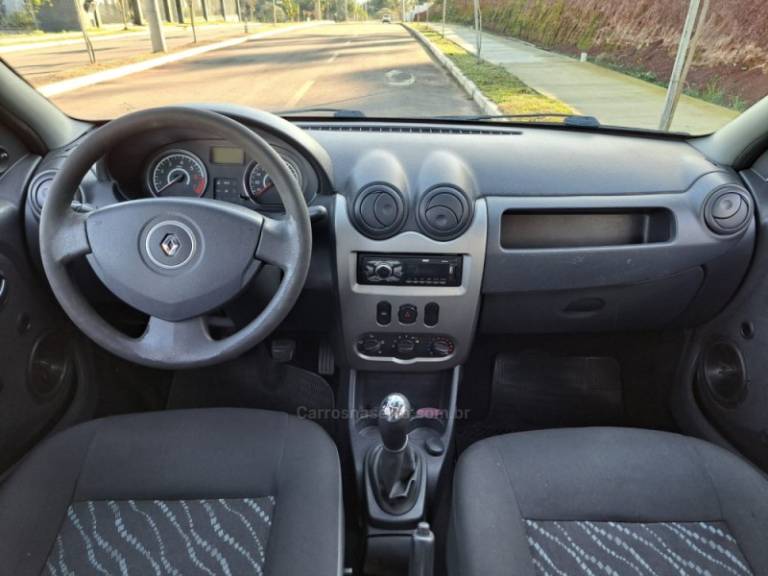 RENAULT - LOGAN - 2011/2011 - Preta - R$ 23.900,00