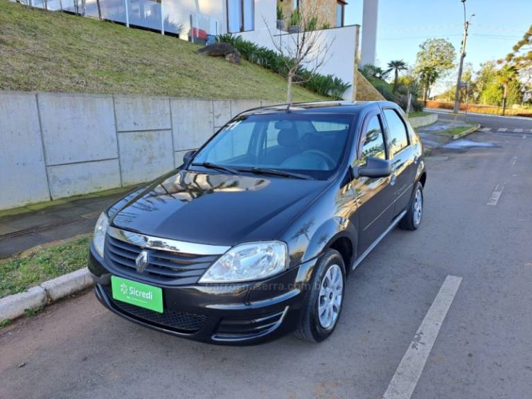 RENAULT - LOGAN - 2011/2011 - Preta - R$ 23.900,00