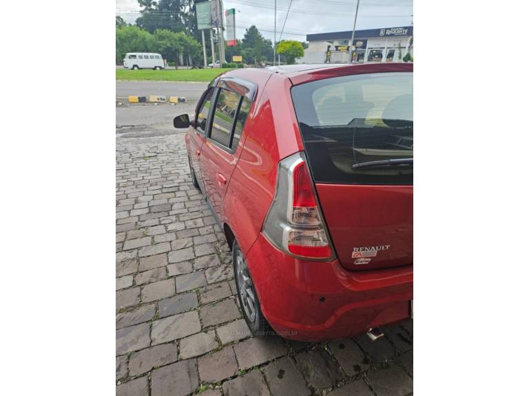 RENAULT - SANDERO - 2014/2014 - Vermelha - R$ 38.900,00