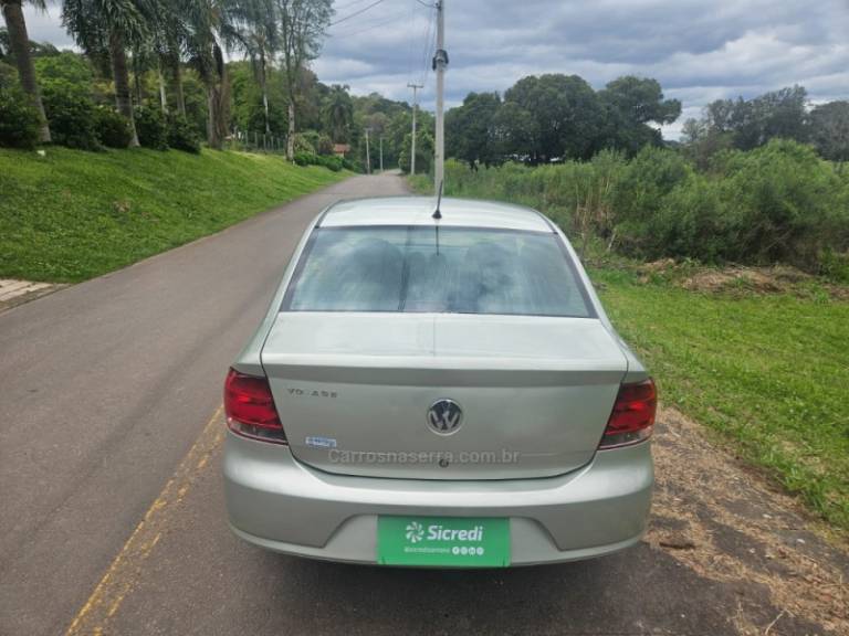 VOLKSWAGEN - VOYAGE - 2009/2010 - Bege - R$ 27.500,00
