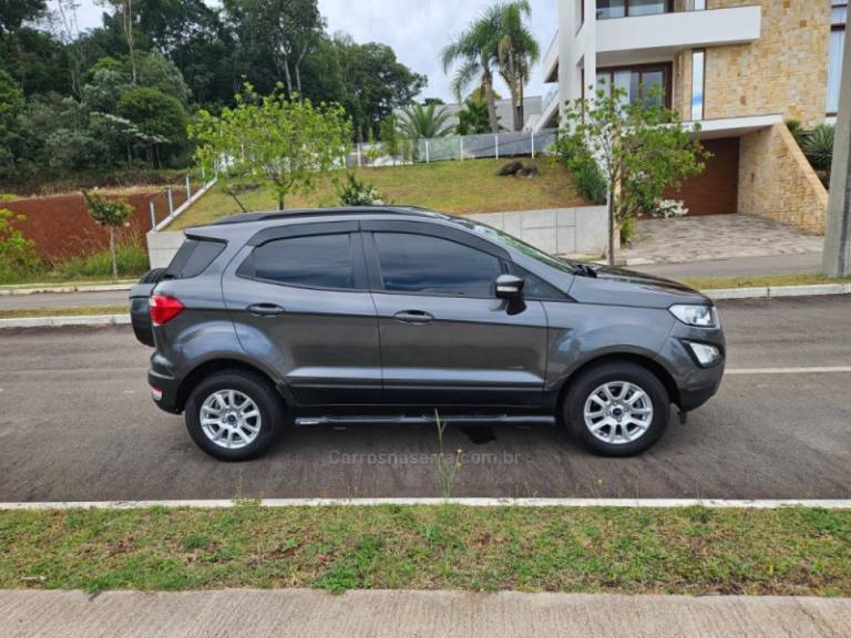 FORD - ECOSPORT - 2019/2020 - Cinza - R$ 72.900,00