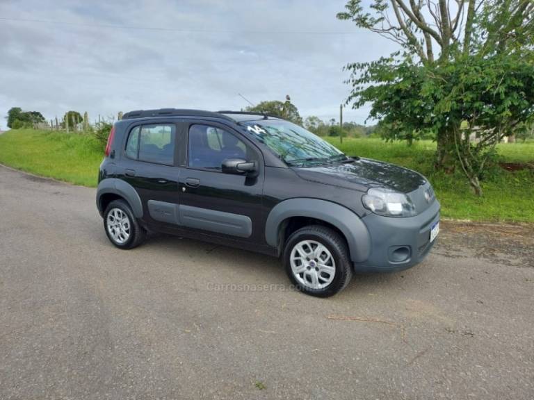 FIAT - UNO - 2013/2014 - Cinza - R$ 36.900,00