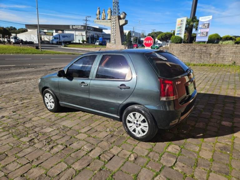 FIAT - PALIO - 2012/2012 - Cinza - R$ 30.900,00