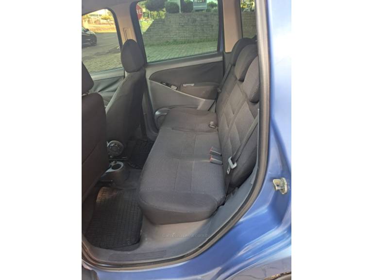FIAT - IDEA - 2005/2006 - Azul - R$ 24.500,00
