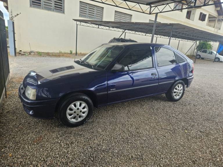 CHEVROLET - KADETT - 1996/1996 - Azul - R$ 15.900,00