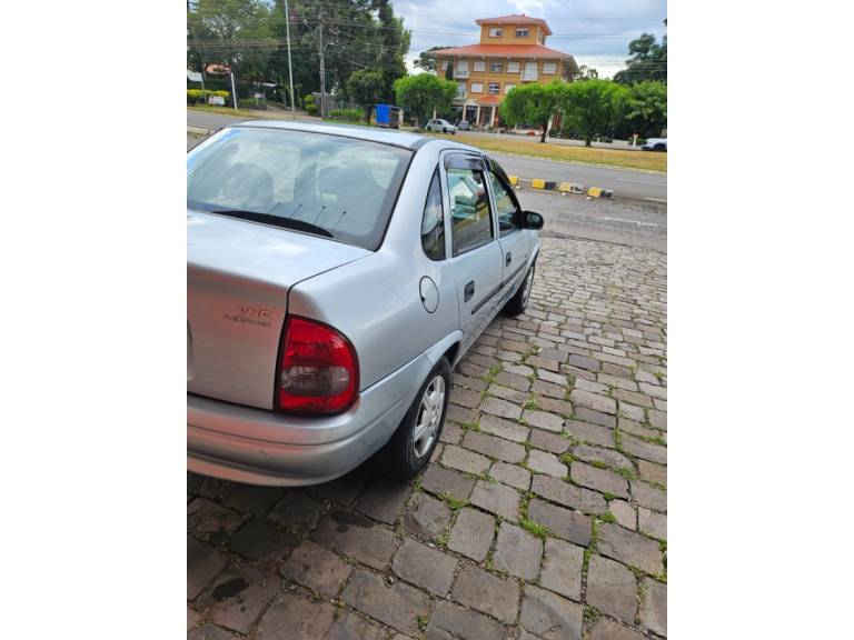CHEVROLET - CORSA - 2006/2007 - Prata - R$ 20.500,00