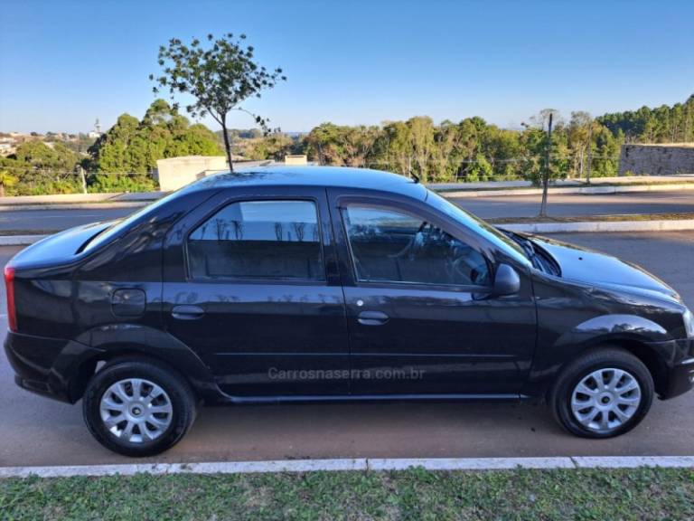 RENAULT - LOGAN - 2011/2011 - Preta - R$ 23.900,00