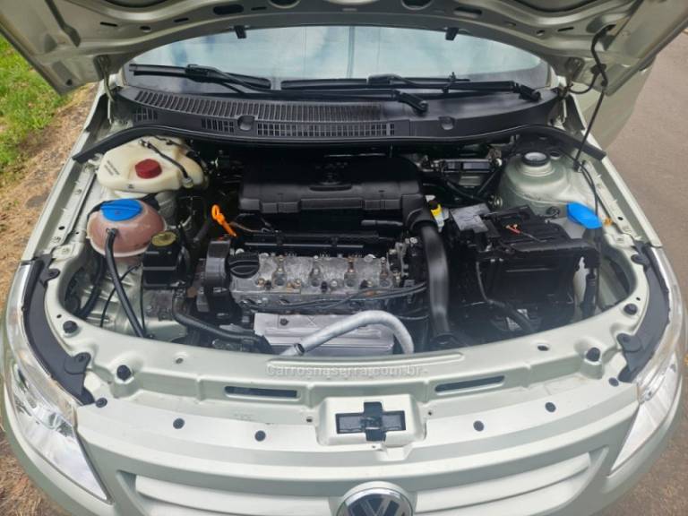 VOLKSWAGEN - VOYAGE - 2009/2010 - Bege - R$ 27.500,00