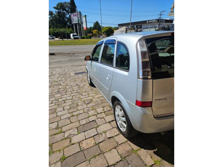 CHEVROLET - MERIVA - 2009/2010 - Prata - R$ 29.500,00