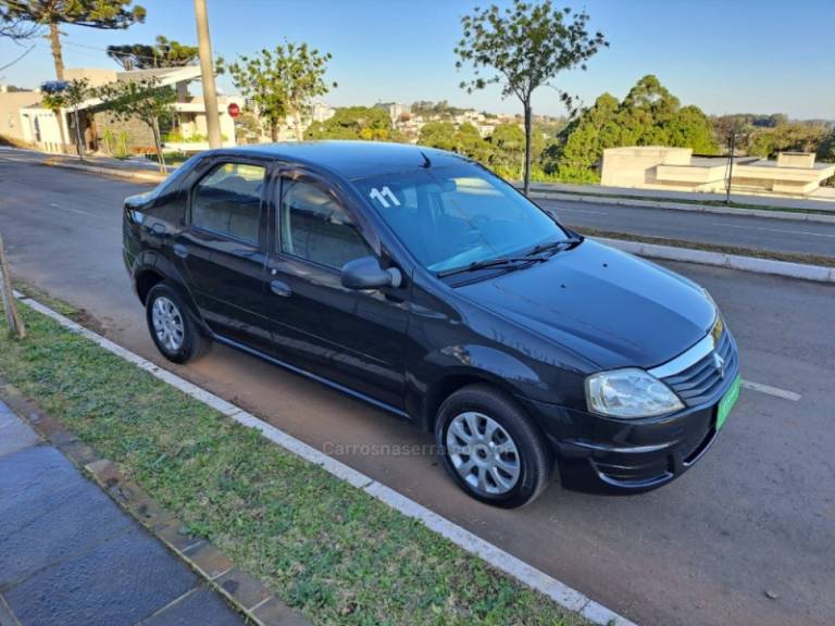 RENAULT - LOGAN - 2011/2011 - Preta - R$ 23.900,00