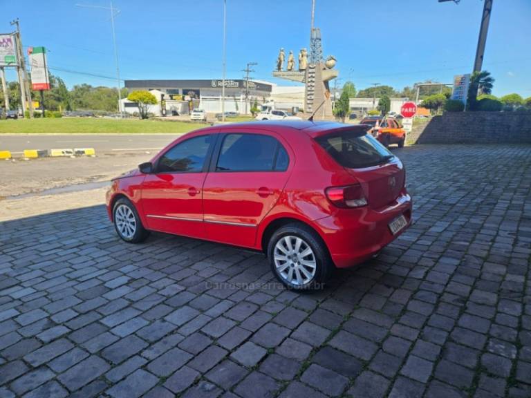 VOLKSWAGEN - GOL - 2011/2012 - Vermelha - R$ 34.500,00