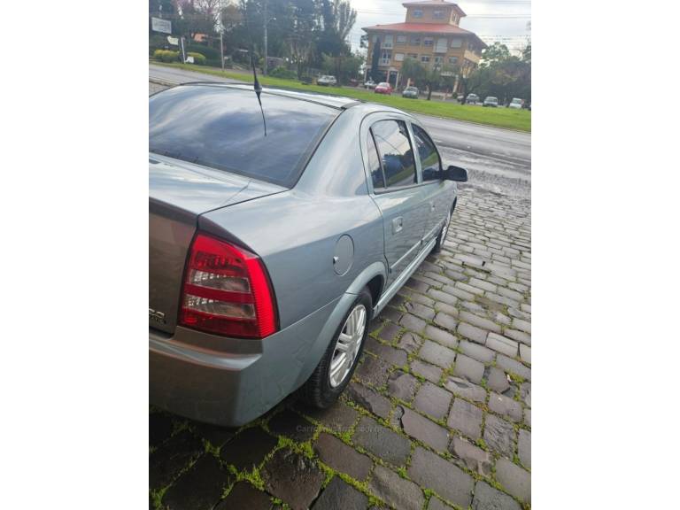 CHEVROLET - ASTRA - 2002/2003 - Prata - R$ 26.500,00