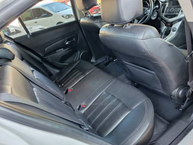 CHEVROLET - CRUZE - 2016/2016 - Branca - R$ 69.500,00