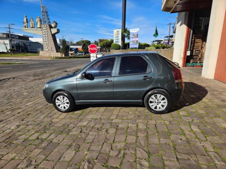 FIAT - PALIO - 2012/2012 - Cinza - R$ 30.900,00