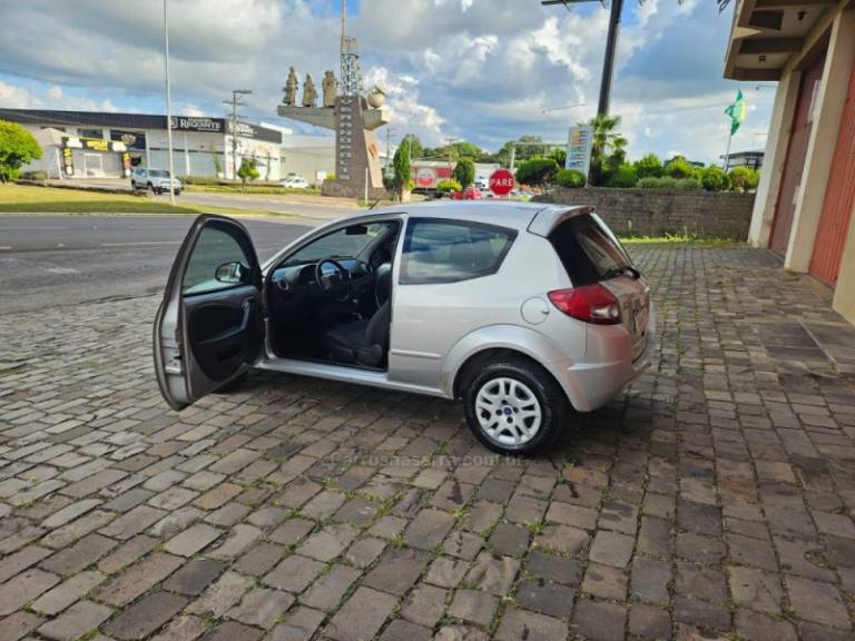 FORD - KA - 2010/2010 - Prata - R$ 22.500,00