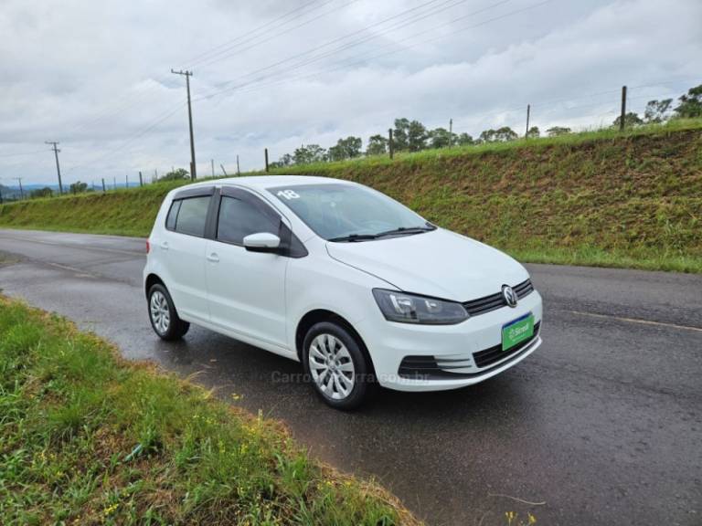 VOLKSWAGEN - FOX - 2018/2018 - Branca - R$ 56.500,00
