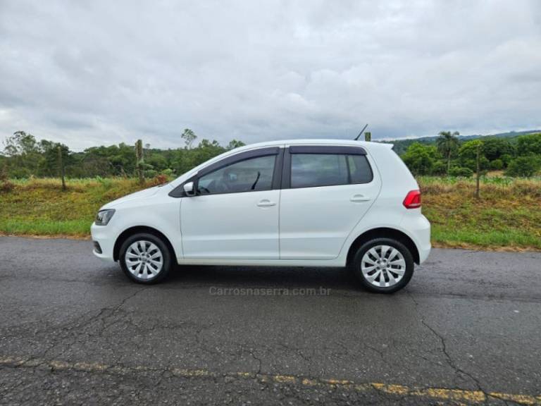VOLKSWAGEN - FOX - 2018/2018 - Branca - R$ 56.500,00