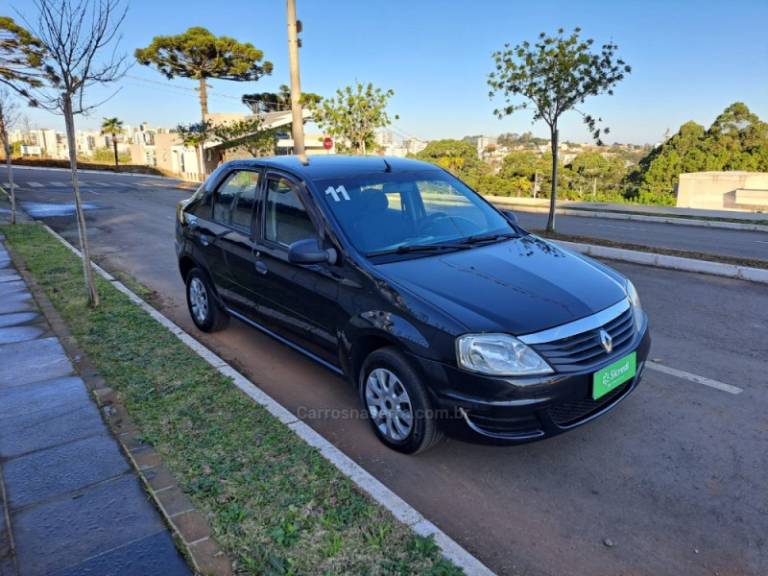 RENAULT - LOGAN - 2011/2011 - Preta - R$ 23.900,00