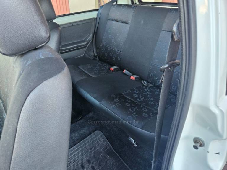 FIAT - UNO - 2011/2012 - Branca - R$ 22.500,00