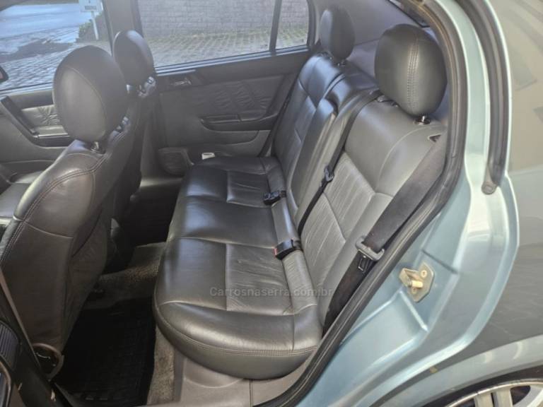 CHEVROLET - ASTRA - 2002/2003 - Prata - R$ 26.500,00
