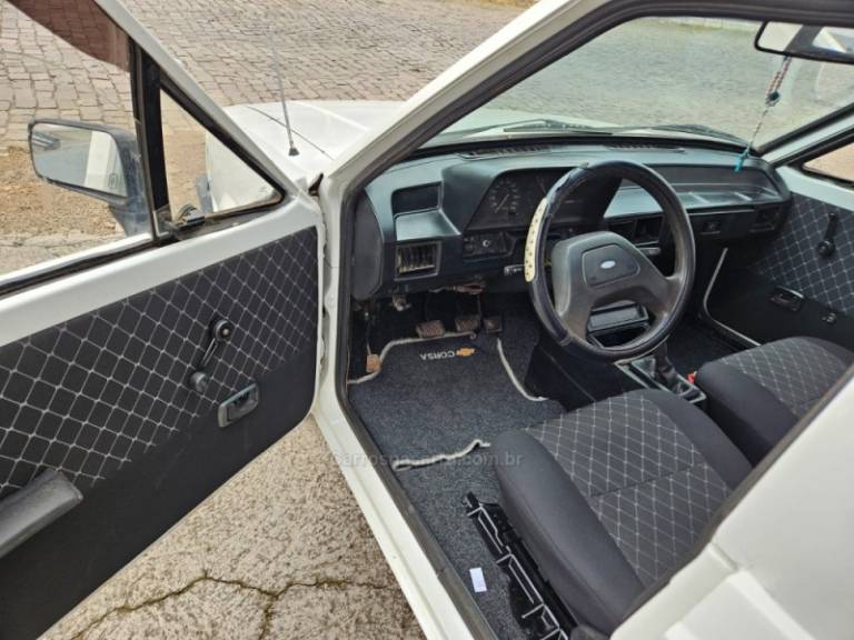 FORD - PAMPA - 1996/1997 - Branca - R$ 25.900,00