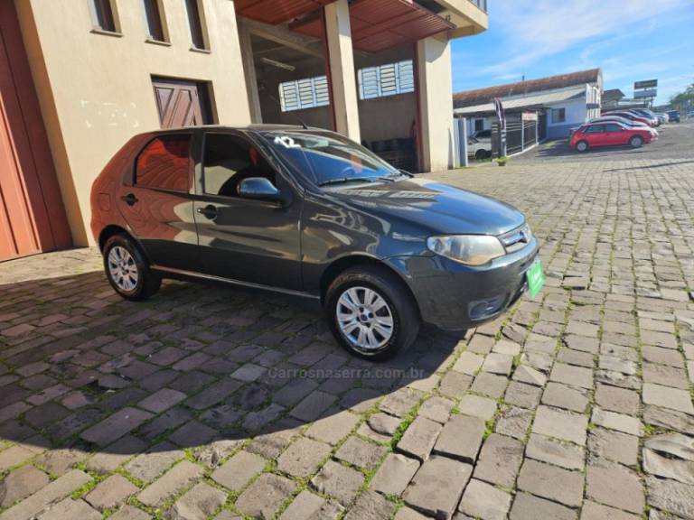 FIAT - PALIO - 2012/2012 - Cinza - R$ 30.900,00