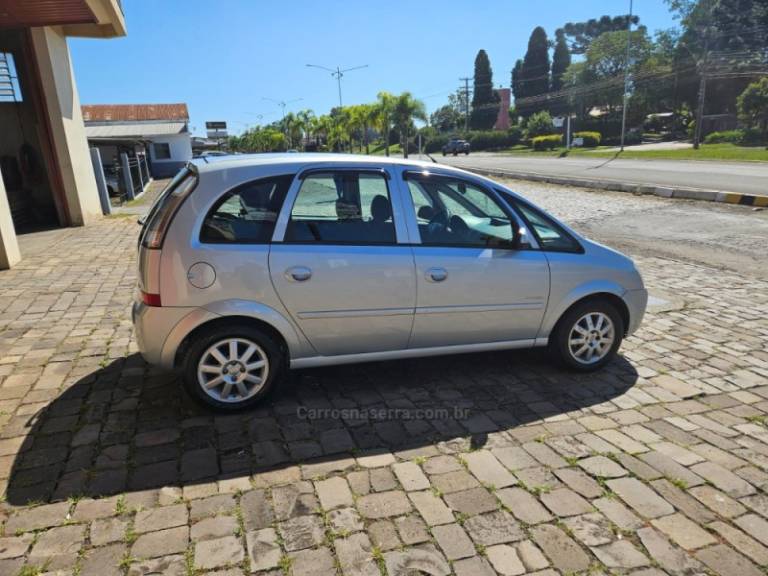 CHEVROLET - MERIVA - 2009/2010 - Prata - R$ 29.500,00