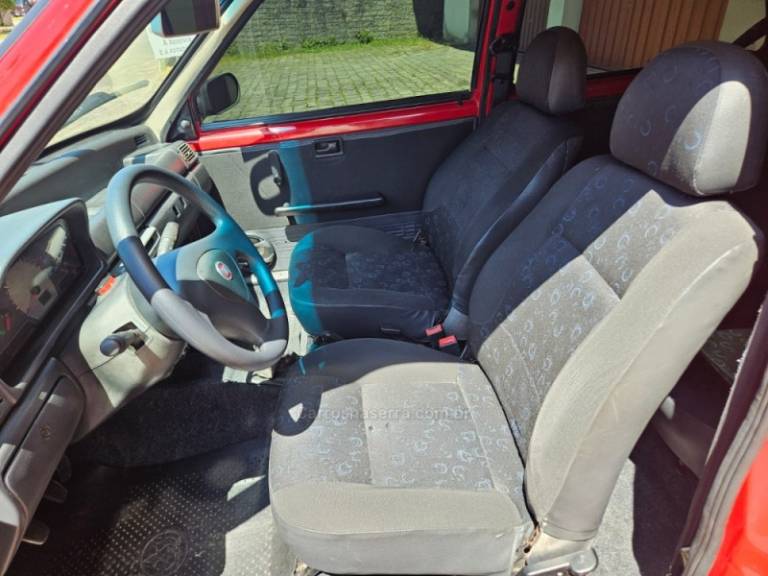 FIAT - UNO - 2009/2010 - Vermelha - R$ 20.900,00