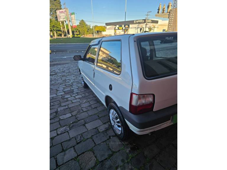 FIAT - UNO - 2011/2012 - Branca - R$ 22.500,00