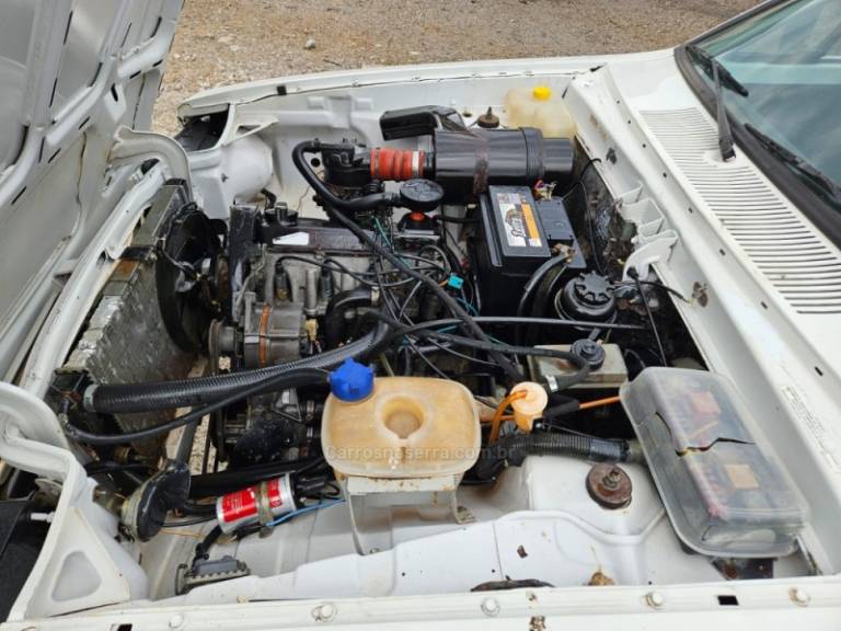 FORD - PAMPA - 1996/1997 - Branca - R$ 25.900,00