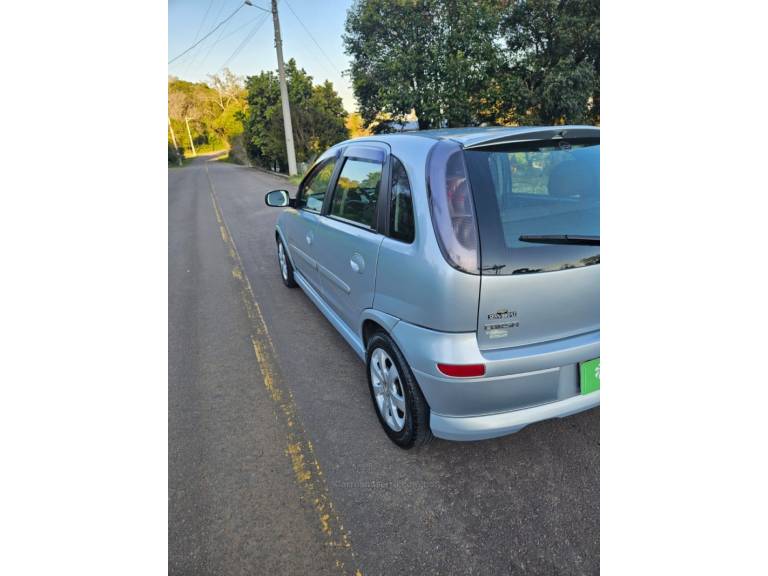 CHEVROLET - CORSA - 2009/2009 - Prata - R$ 29.500,00