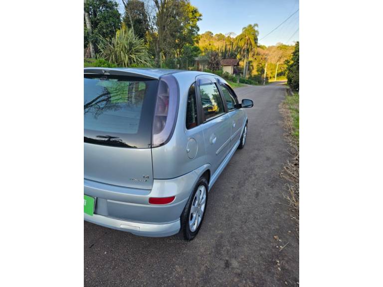 CHEVROLET - CORSA - 2009/2009 - Prata - R$ 29.500,00