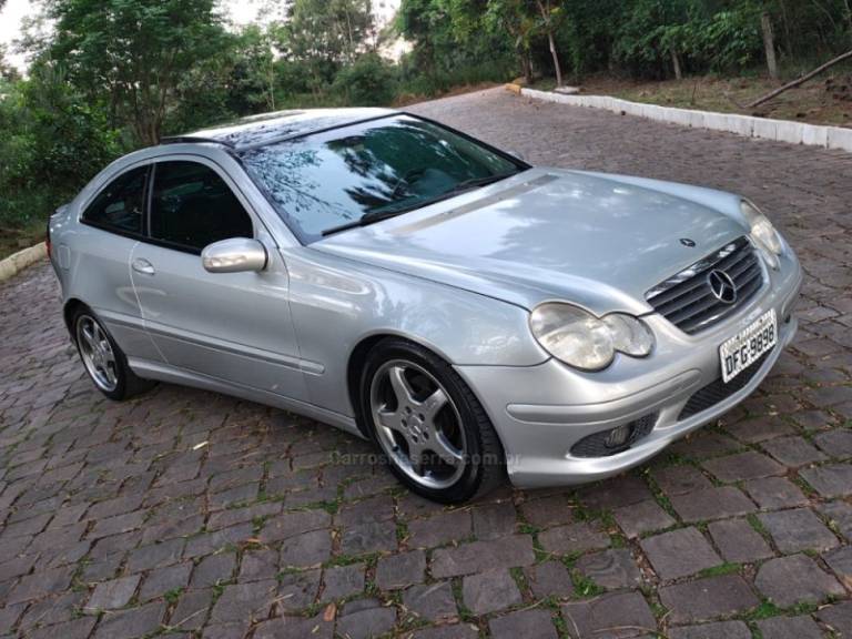 MERCEDES-BENZ - 230 - 2001/2002 - Prata - R$ 42.500,00