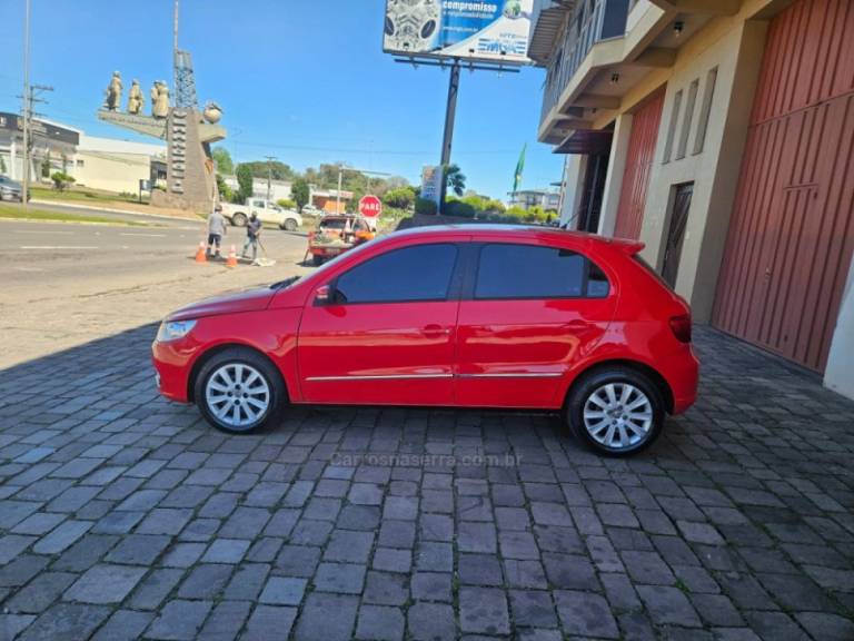 VOLKSWAGEN - GOL - 2011/2012 - Vermelha - R$ 34.500,00