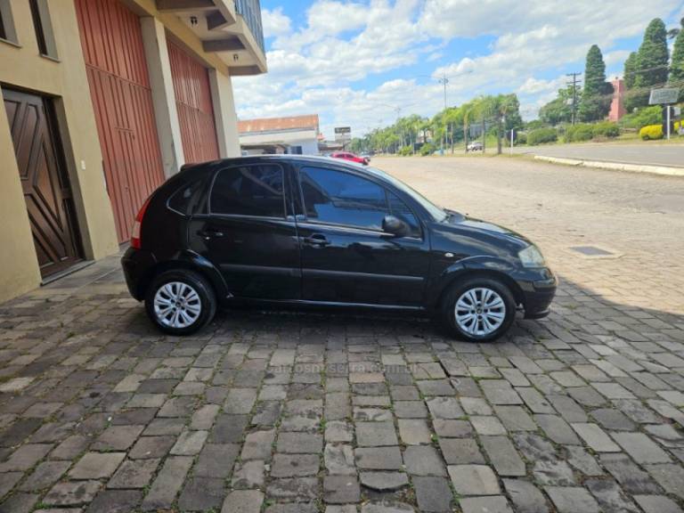 CITROËN - C3 - 2007/2008 - Preta - R$ 21.000,00