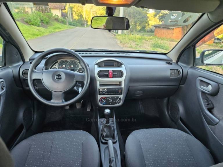 CHEVROLET - CORSA - 2009/2009 - Prata - R$ 29.500,00
