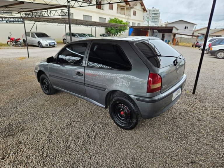 VOLKSWAGEN - GOL - 2003/2003 - Cinza - R$ 13.500,00