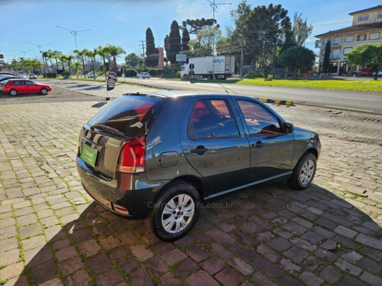 FIAT - PALIO - 2012/2012 - Cinza - R$ 30.900,00