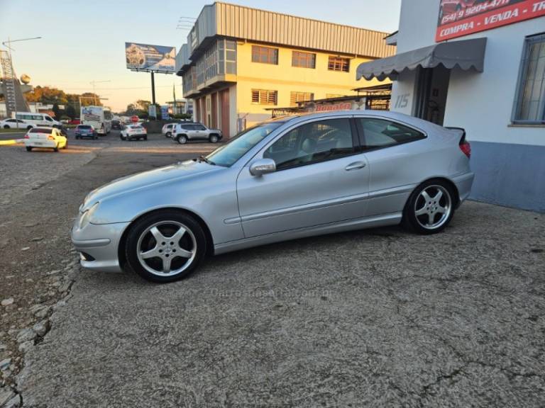MERCEDES-BENZ - 230 - 2001/2002 - Prata - R$ 42.500,00