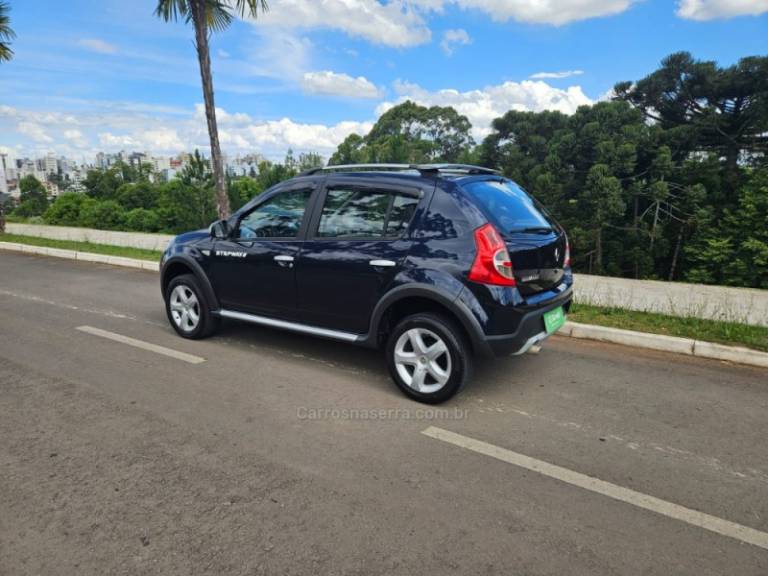 RENAULT - SANDERO - 2009/2009 - Azul - R$ 34.900,00