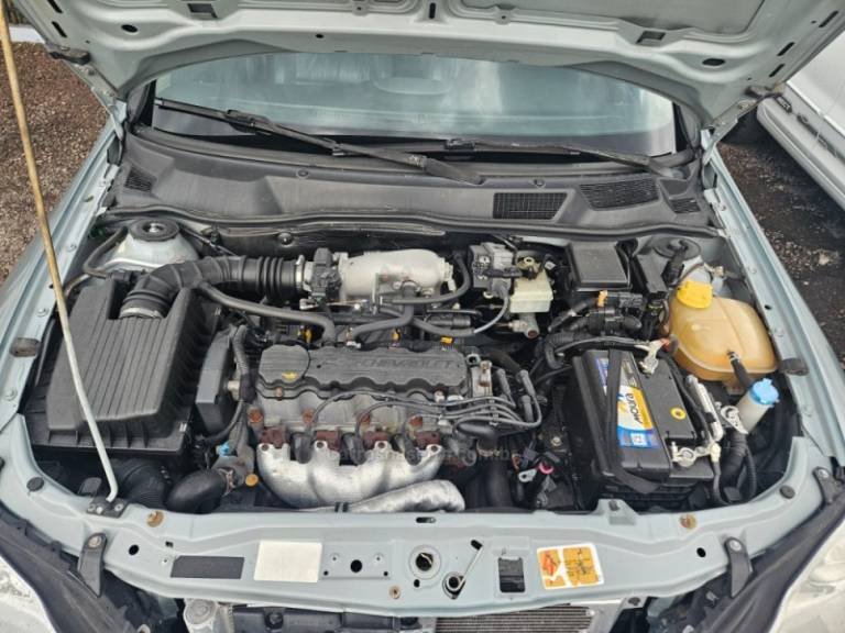 CHEVROLET - ASTRA - 2002/2003 - Prata - R$ 26.500,00