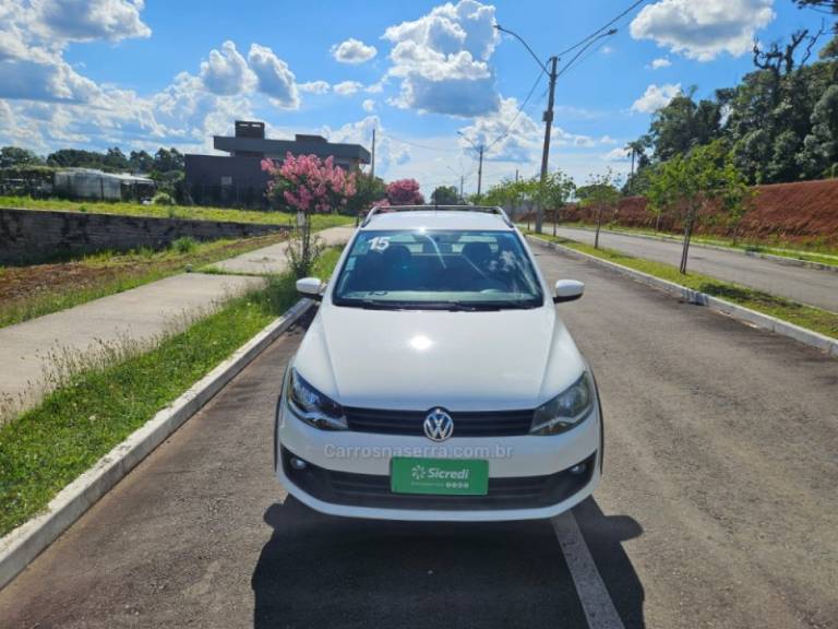 VOLKSWAGEN - SAVEIRO - 2014/2015 - Branca - R$ 49.900,00